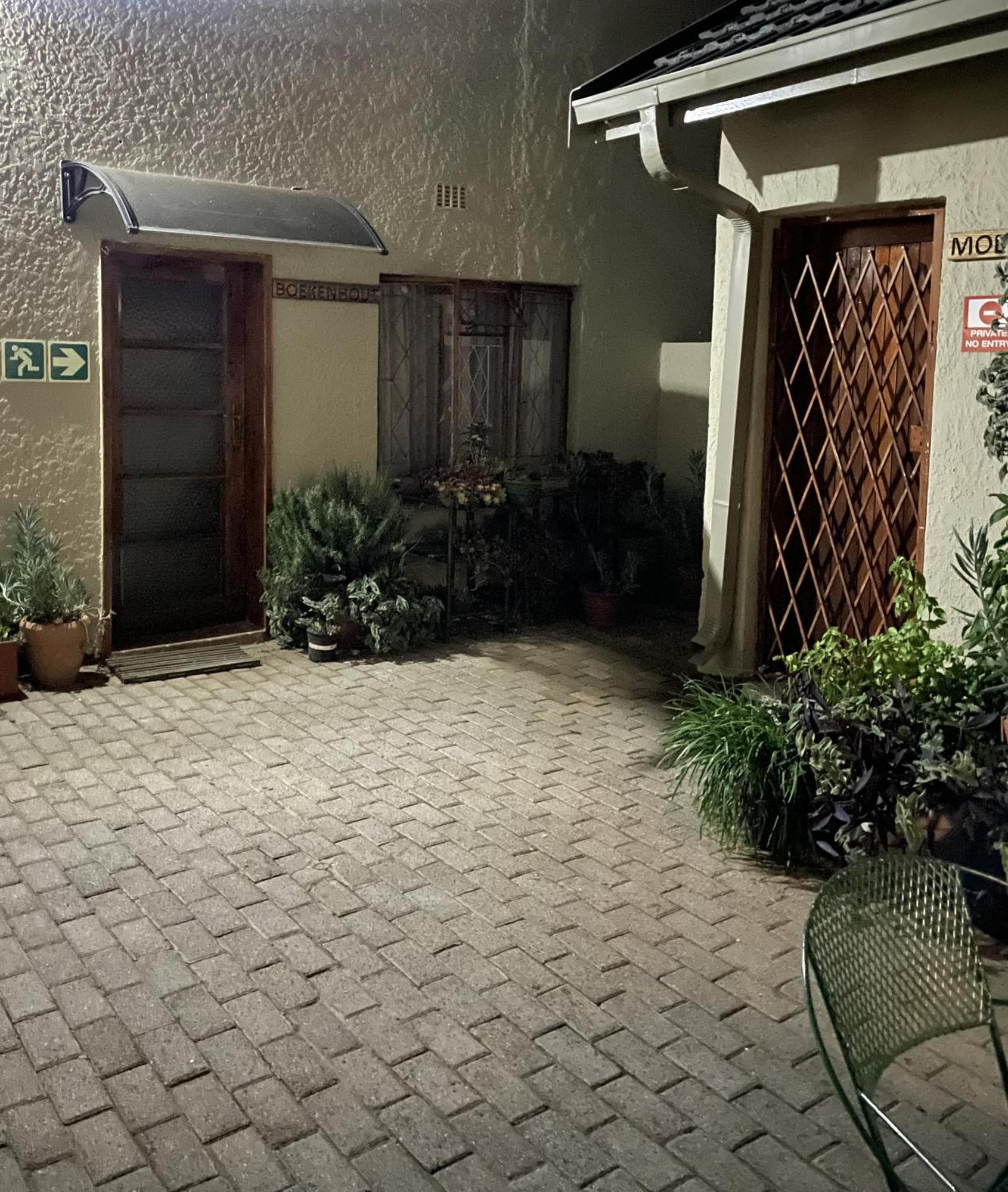 Celtis Lane Guest House 복스버그 외부 사진