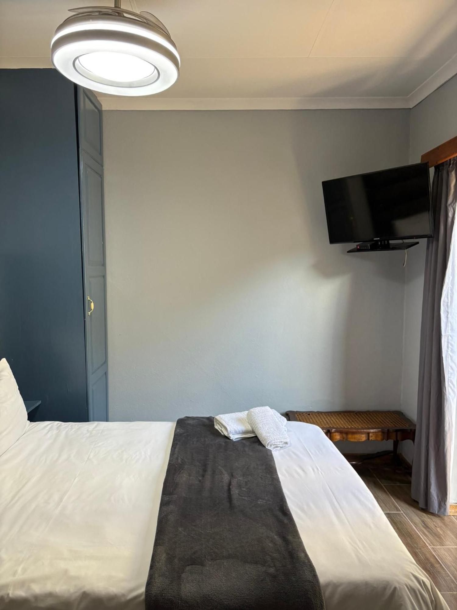 Celtis Lane Guest House 복스버그 외부 사진