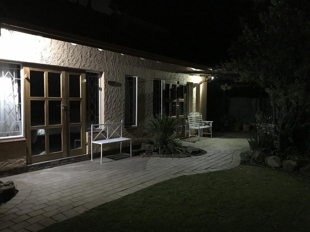 Celtis Lane Guest House 복스버그 외부 사진